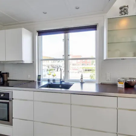 بيت للعطل Nalle - 5m From The Sea In Djursland And Mols By Interhome *